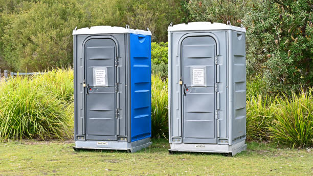 Best VIP or Luxury Restroom Trailers  in Pioneer, OH